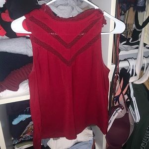 Adorable maroon blouse!